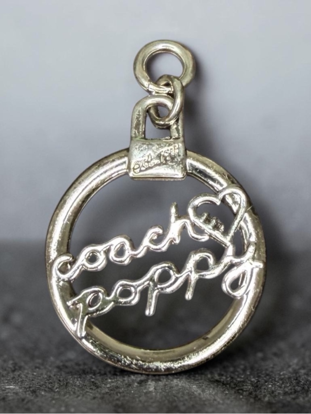 Coach Poppy Charm (A798)